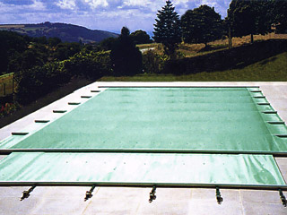 Image Couverture a barres Securit Pool LITTORAL 4 saisons opaque coloris amande (m²)