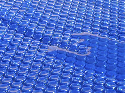 Bâche à bulles piscine ovale TOI
