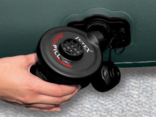 Accessoires et pompes gonfleurs Intex