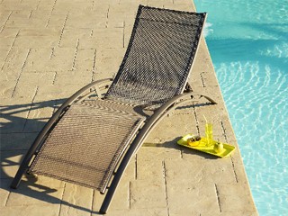 Image Chaise longue multi-positions aluminium et textilene 170cm x 70cm x 30cm coloris capuccino