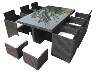 Image Salon de jardin en resine tressee encastrable avec table + 6 fauteuils + 4 poufs coloris noir