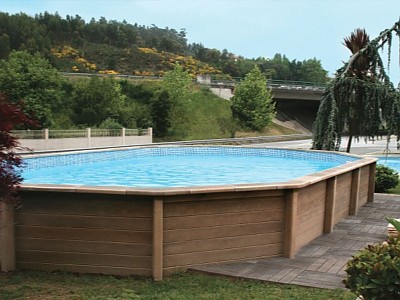 Image Kit piscine beton NATURALIS 2 decagonale 6,36 x 4,74 x 1,30m aspect bois