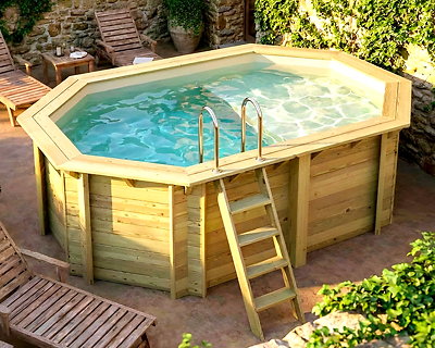 Image Piscine bois Altanka NEMO octogonale allongee avec plage 4,3 x 3m H 1,31m liner sable, ancrage beton